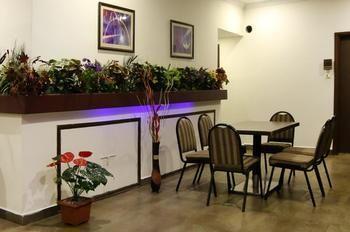 Oyo Rooms Mahanadu Road Vijayawāda Exterior photo
