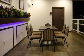 Oyo Rooms Mahanadu Road Vijayawāda Exterior photo