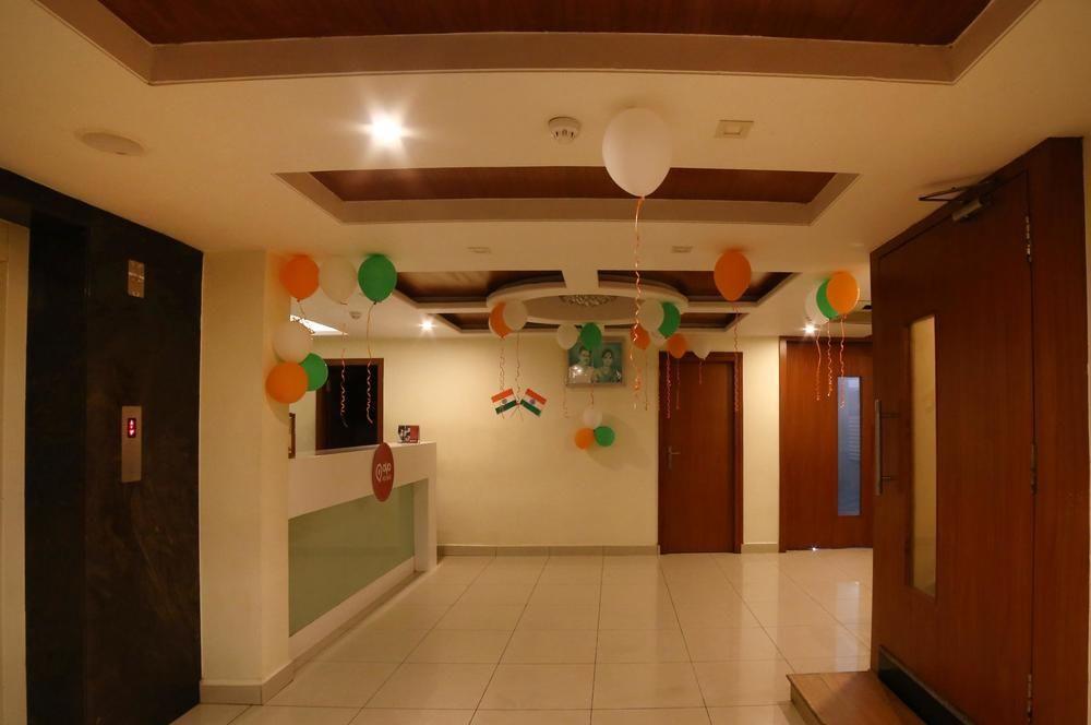 Oyo Rooms Mahanadu Road Vijayawāda Exterior photo
