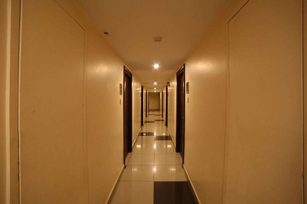 Oyo Rooms Mahanadu Road Vijayawāda Exterior photo